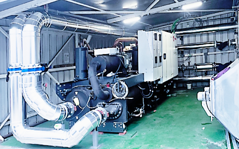 Sistema industrial de bombeo booster para el control y mantenimiento de presión constante en instalaciones de climatización.